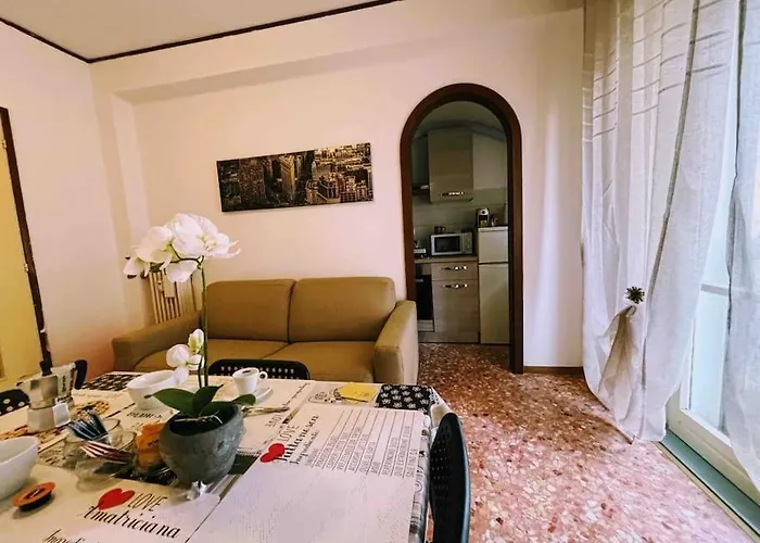 Netflix - Wi-fi - “fiume 19” - * Trieste