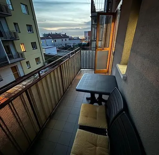 Netflix - Wi-fi - “fiume 19” - Trieste